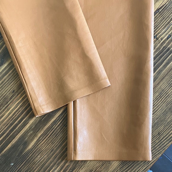 Aritzia Wilfred Tan Vegan Leather Pants, Women’s Size 8 NWOT - Picture 6 of 8